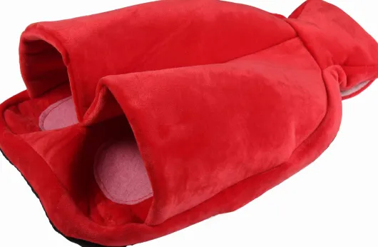 Fußwärmer inklusive Wärmflasche, rot