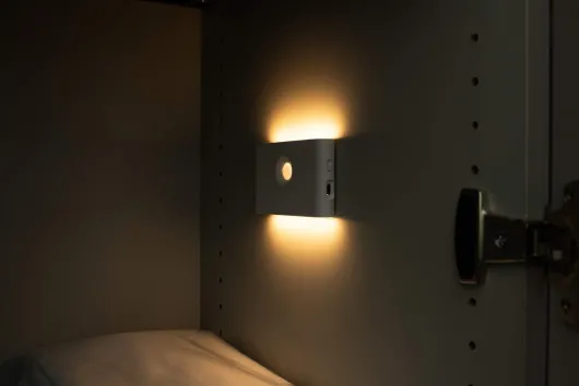 Intelligentes LED Nachtlicht mit Bewegungssensor