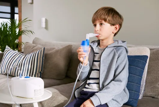 Omron Compact Plus 2-In-1-Inhalationsgerät
