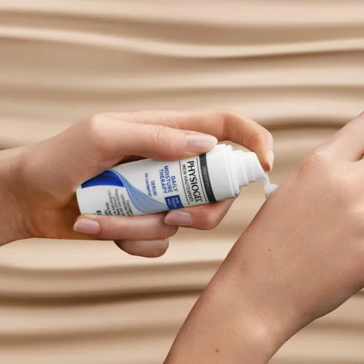 Physiogel Daily Moisture Therapy für sehr trockene Haut Serum 30 ml