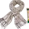 Schal mit Kaschmir, Elegant, grau + Handcreme Kamille Gratis