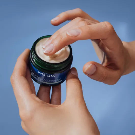 Weleda Festigende Tagespflege Blauer Enzian & Edelweiß 40 ml