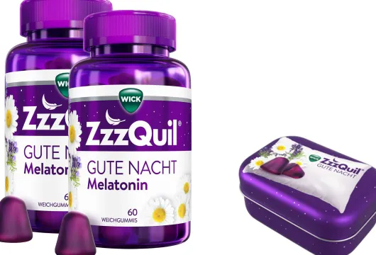 Wick ZzzQuil Gute Nacht 2 x 60 Weichgummis + gratis Wick ZzzQuil Reise-Dose 1 Stück